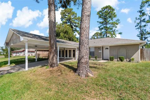 Photo of 11426 Lemond Drive, Houston, TX 77016 (MLS # 14357694)