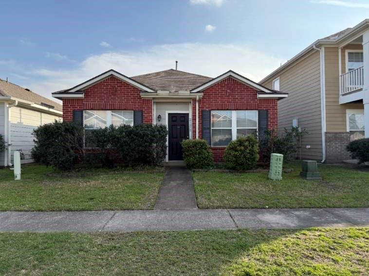 21875 Mossy Field Lane