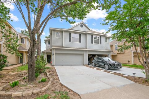 Photo of 16538 Beckland Lane, Houston, TX 77084 (MLS # 83722816)