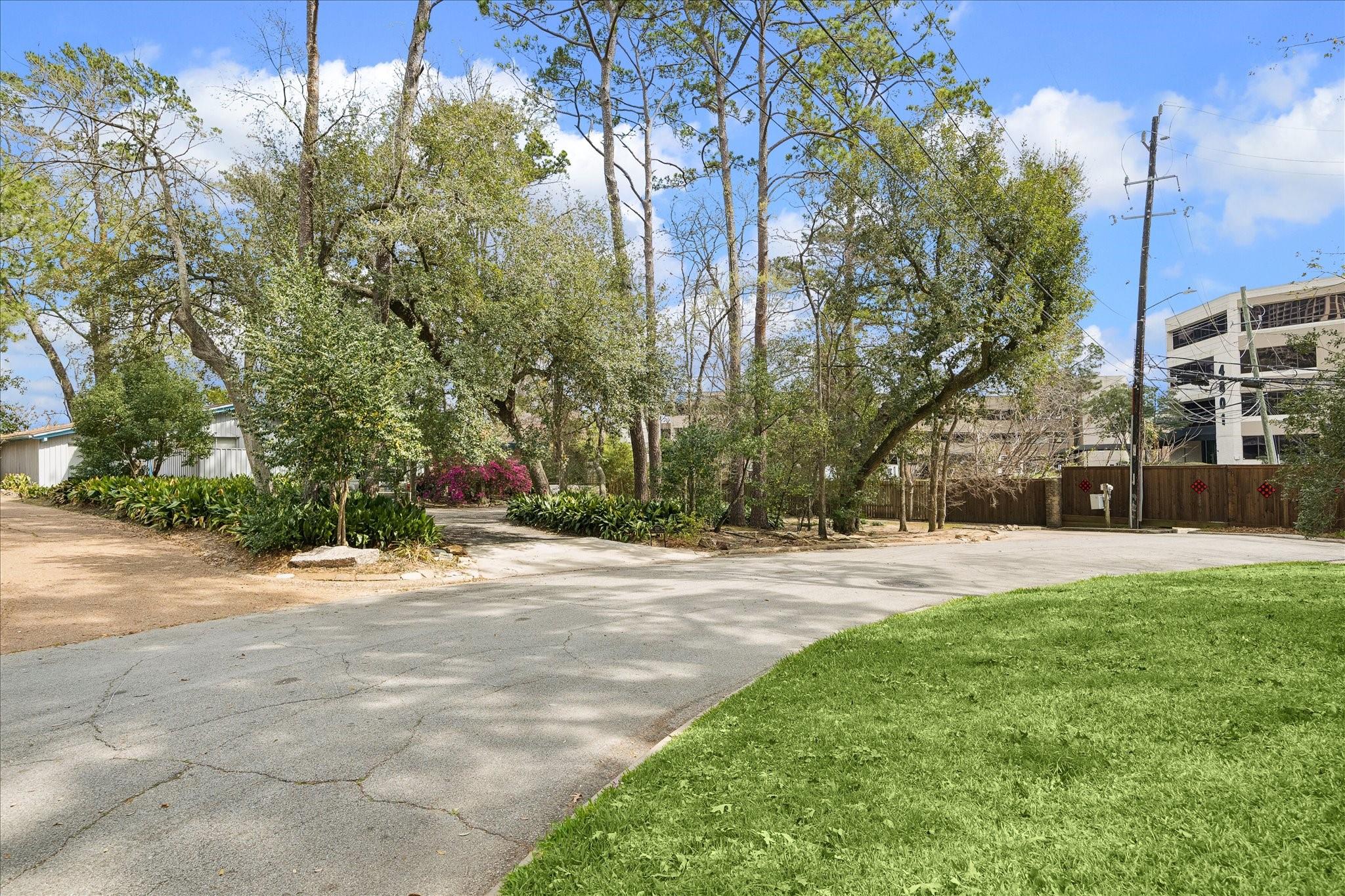 202 Pine Hollow Lane