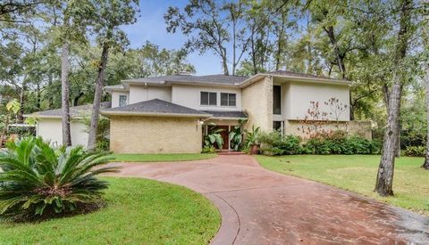 Photo of 11602 Applewood Street, Houston, TX 77024 (MLS # 72063082)