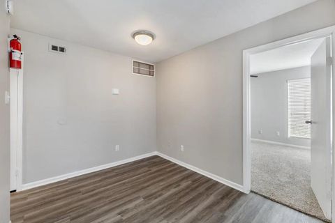 Photo of 11715 S Glen Drive #811-2, Houston, TX 77099 (MLS # 54953958)