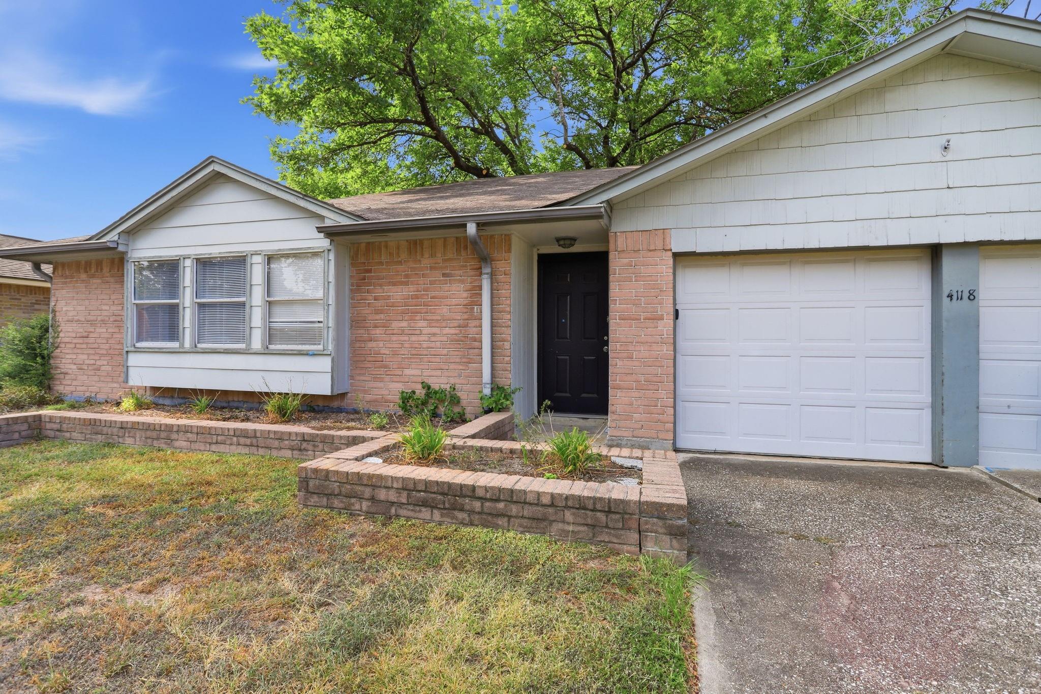 4118 Pinebridge Lane