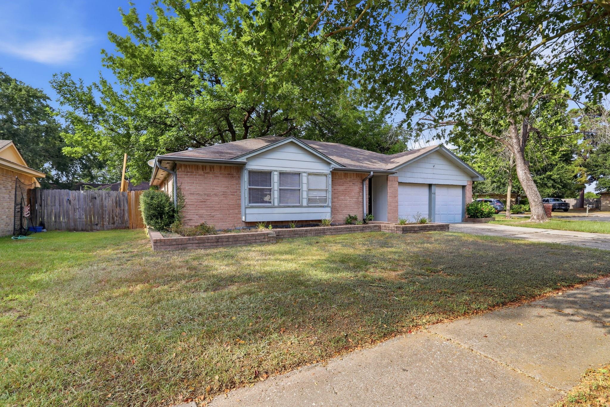 4118 Pinebridge Lane