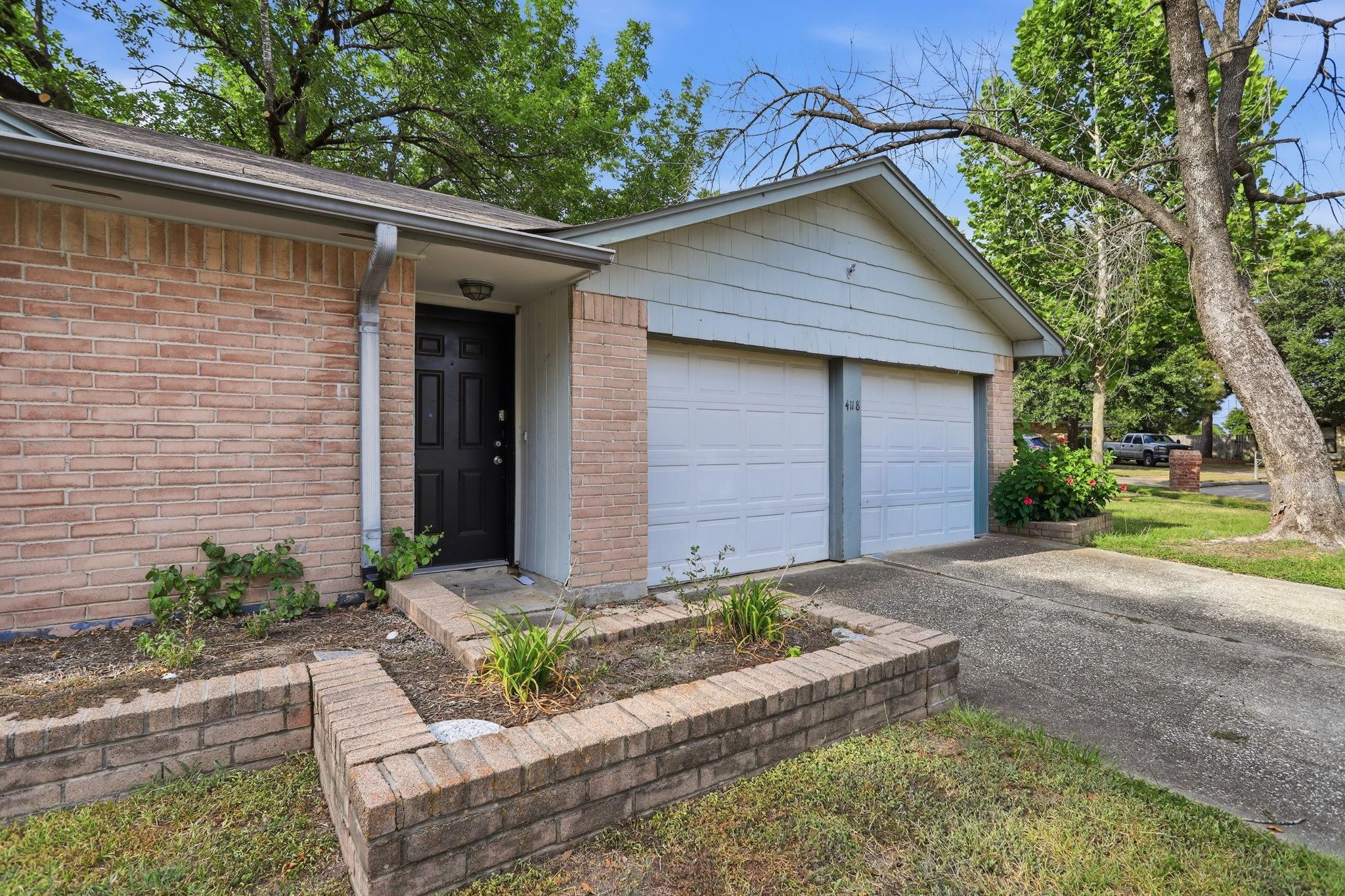 4118 Pinebridge Lane