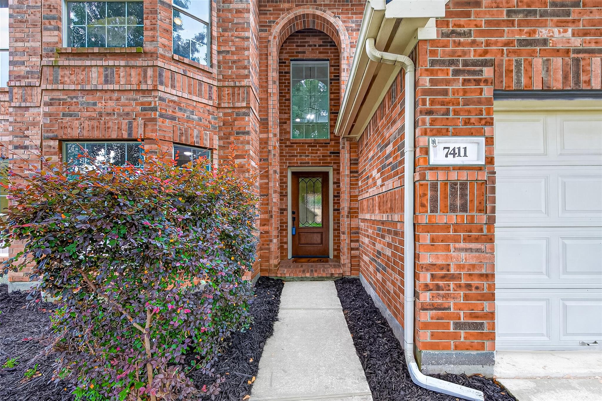 7411 Stonesfield Place