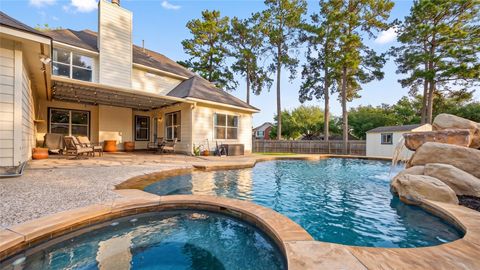 Photo of 7411 Stonesfield Place, Spring, TX 77389 (MLS # 18128413)