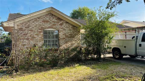 Photo of 11407 Hazen Street, Houston, TX 77072 (MLS # 46009770)