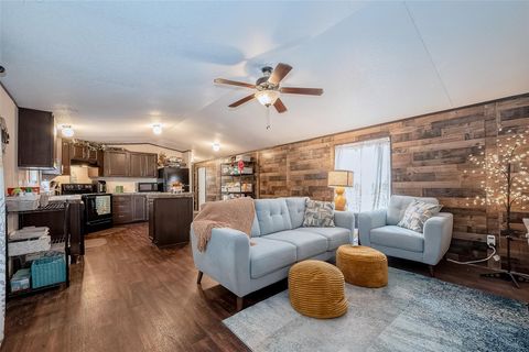 Photo of 736 Road 7000, Cleveland, TX 77327 (MLS # 15410376)