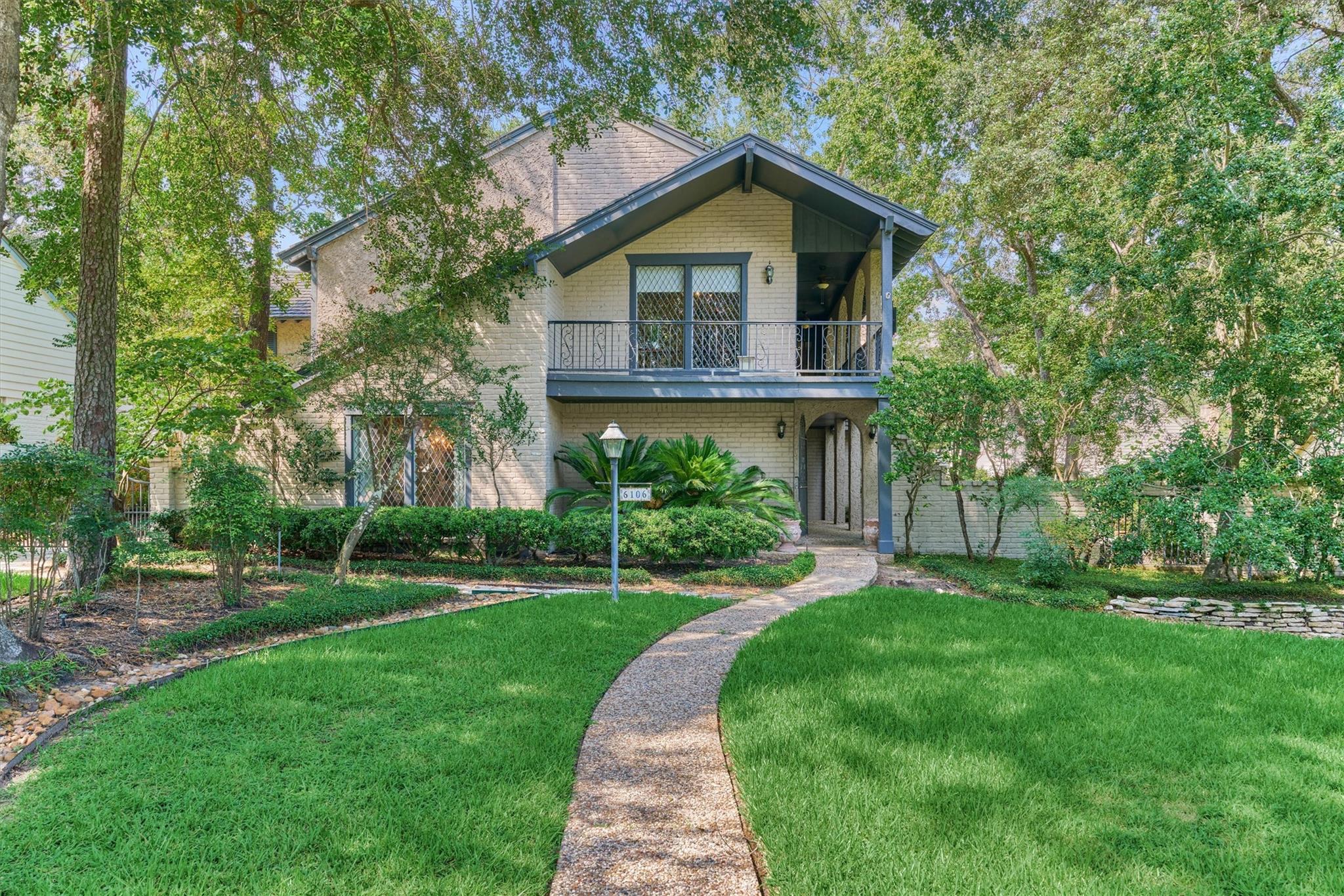 6106 Larkmount Drive