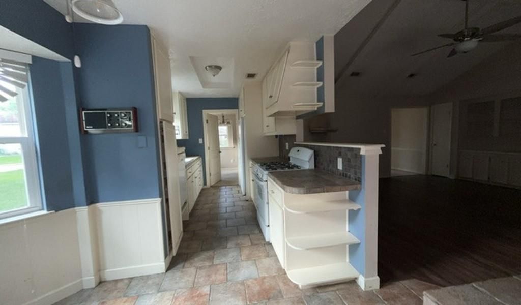 Photo of 1902 Shadow Rock Drive, Houston, TX 77339 (MLS # 7192442)