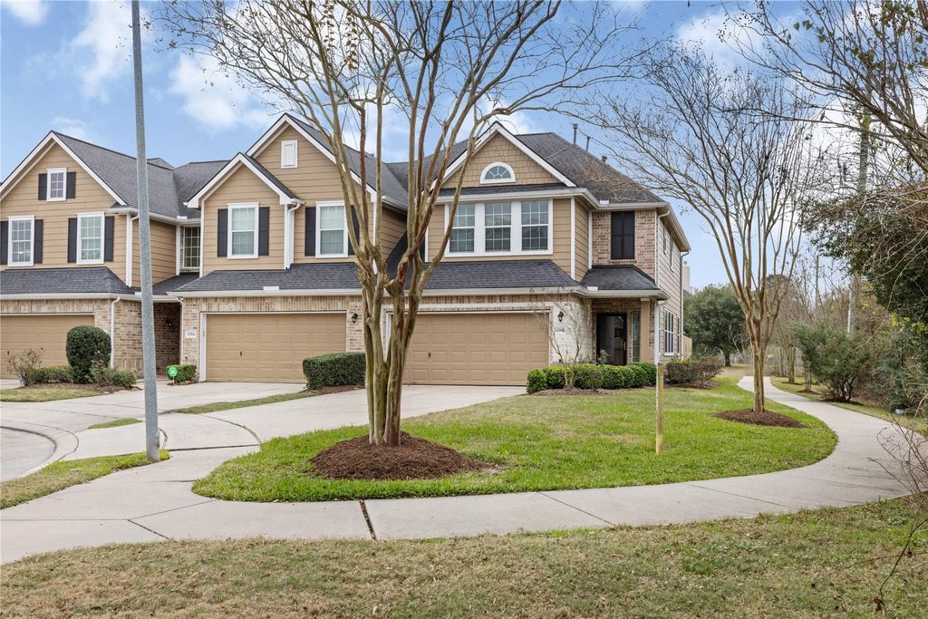 Photo of 12902 Iris Garden Lane, Houston, TX 77044 (MLS # 77659649)