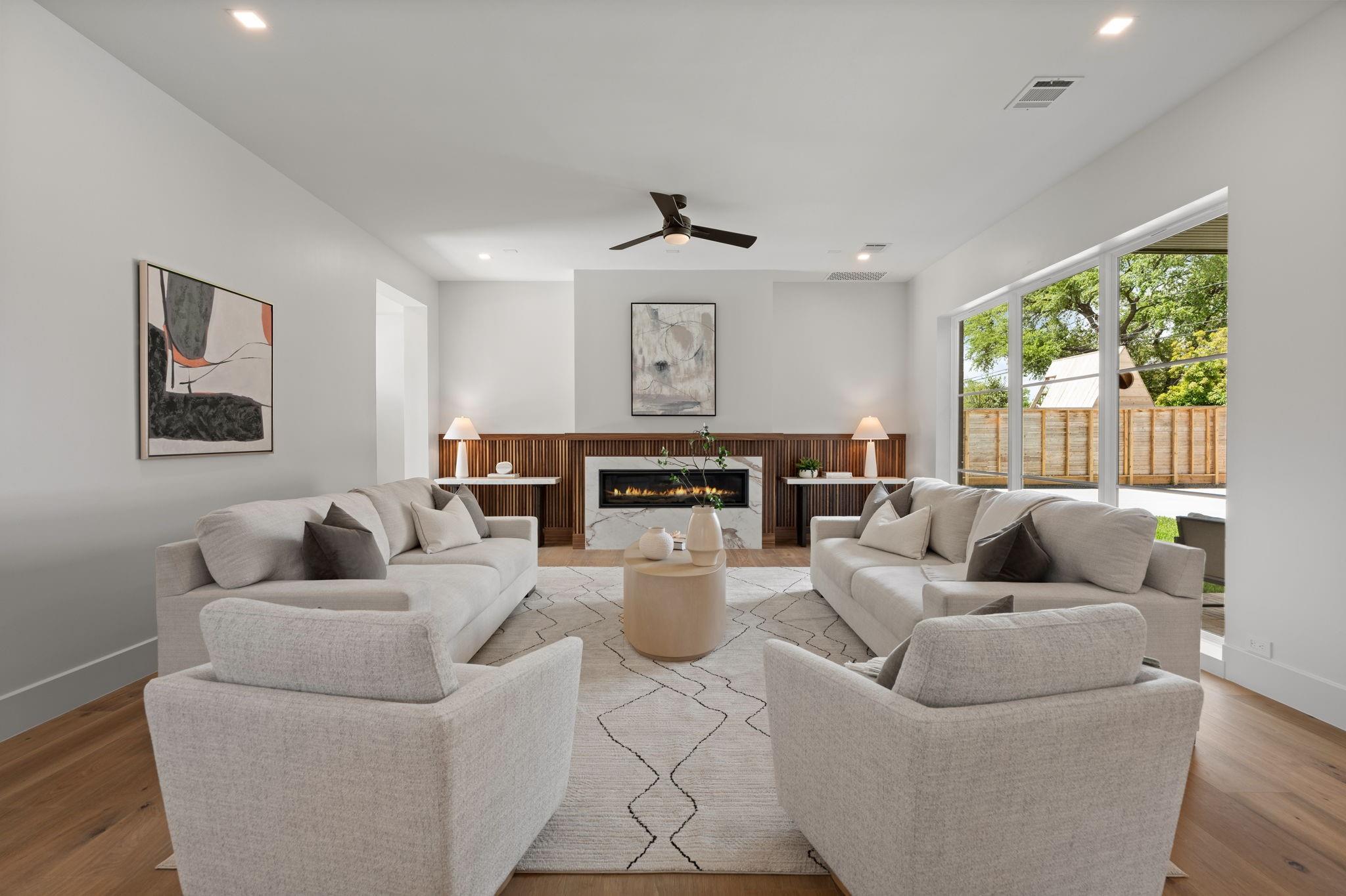 309 Avenue Of Oaks Street