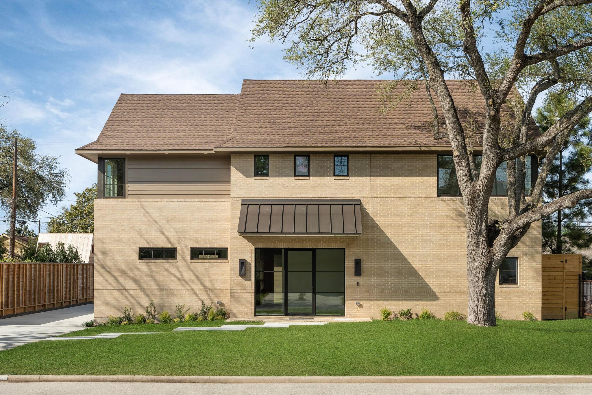 309 Avenue Of Oaks Street