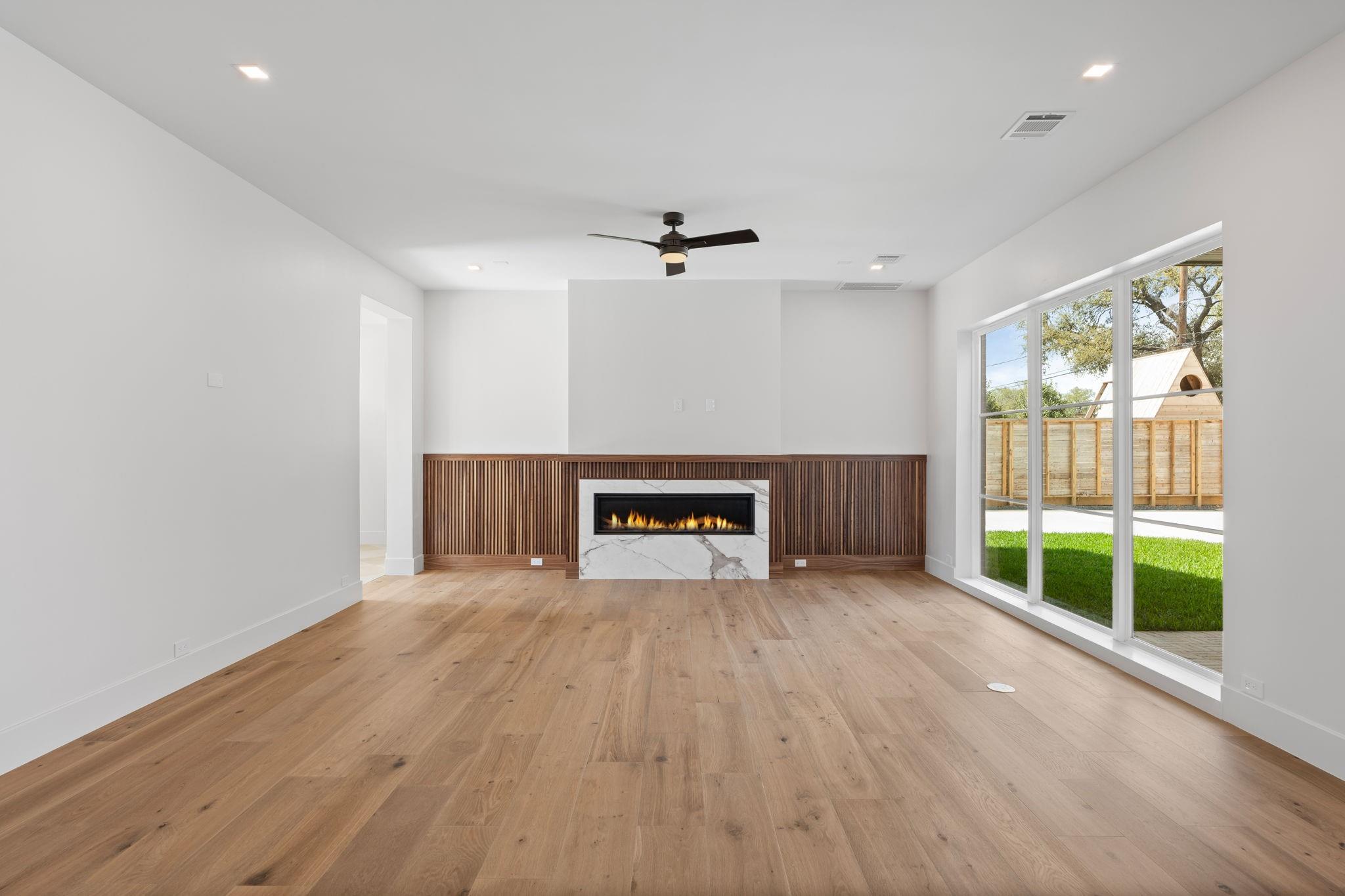 309 Avenue Of Oaks Street