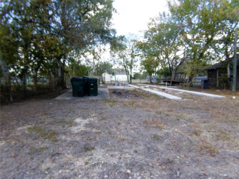 Photo of 409 E Post Office Street, Weimar, TX 78962 (MLS # 78018448)