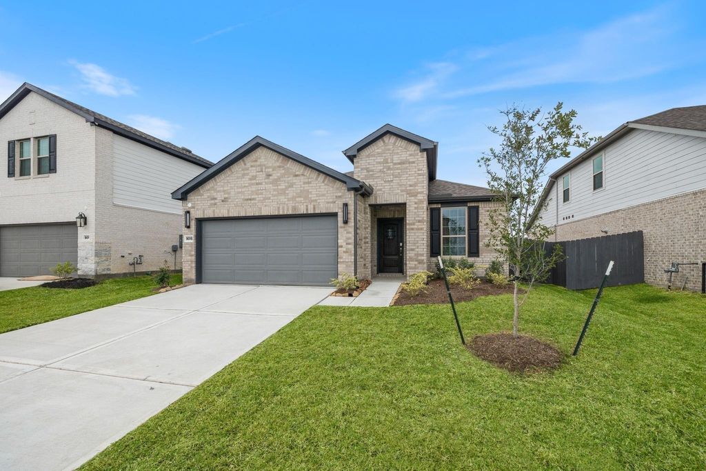 Photo of 9015 Cedar Crescent Drive, Baytown, TX 77521 (MLS # 63237386)