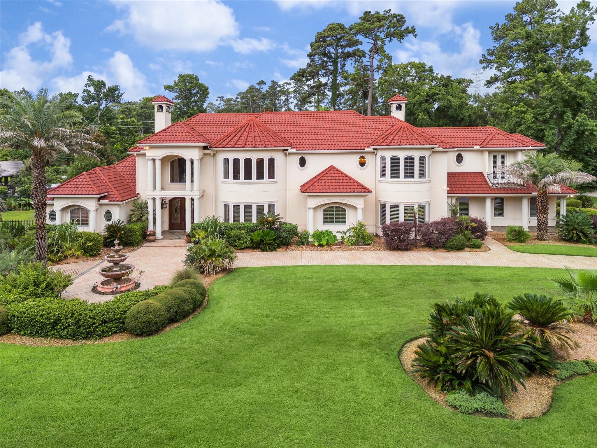 6 Kings Lake Estates Boulevard