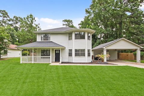 Photo of 902 Mesquite Drive, Magnolia, TX 77354 (MLS # 84084646)