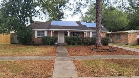 Photo of 8318 Mattby Street, Houston, TX 77061 (MLS # 54384156)