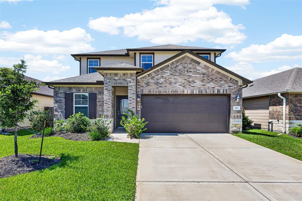 Photo of 927 Cloverdale Drive, Rosharon, TX 77583 (MLS # 14140867)