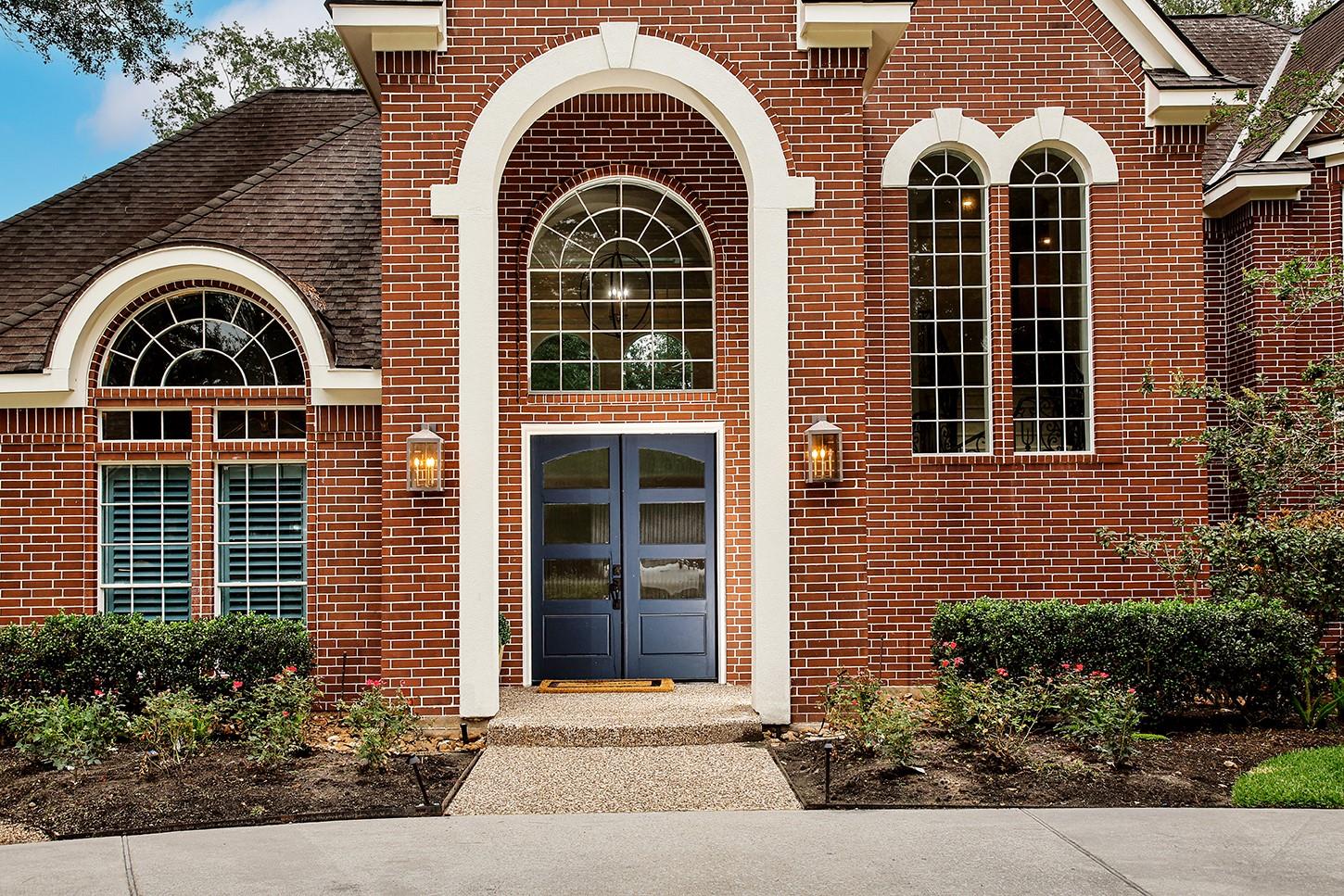 25 Red Sable Point