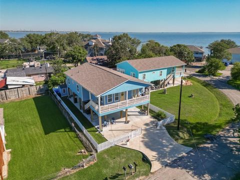 108 Bay Oaks Drive La Porte TX 77571