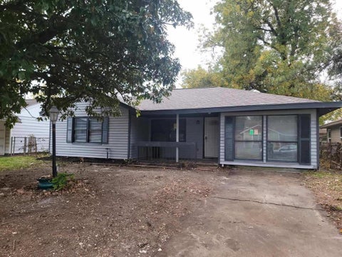 Photo of 2512 12th Street, Houston, TX 77547 (MLS # 55130339)