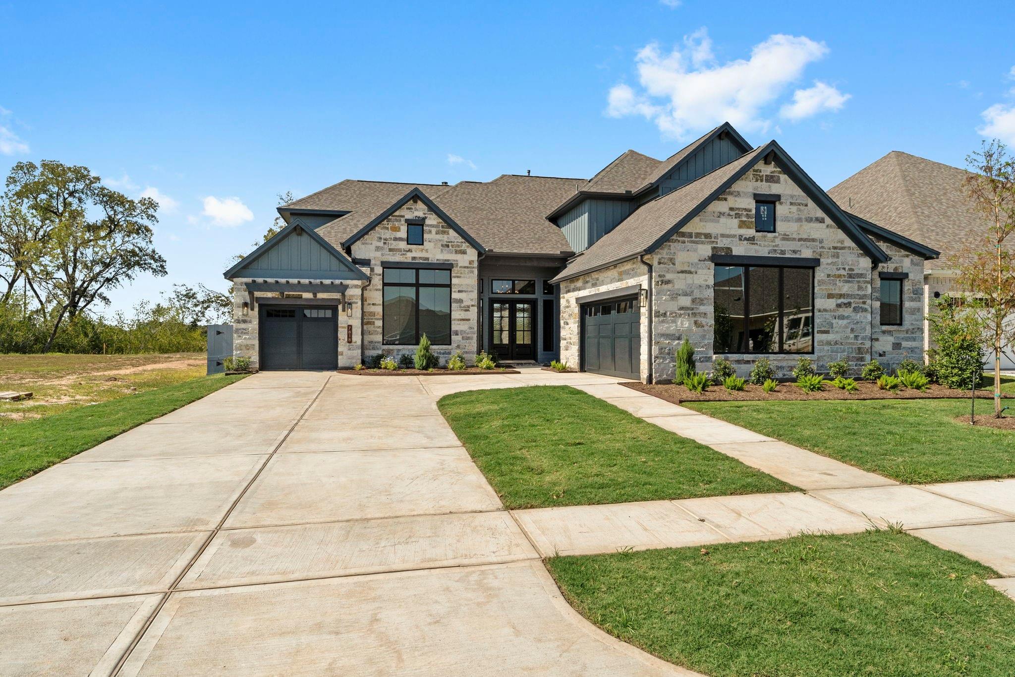 7818 Blue Dasher Park Place