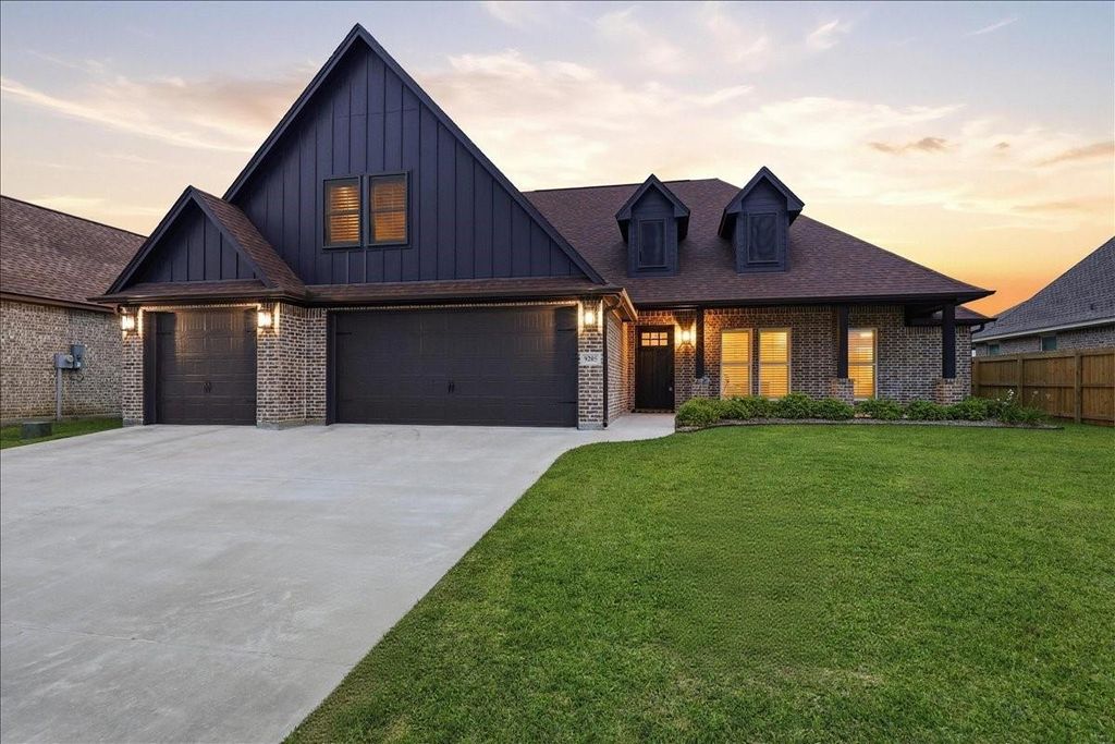 Photo of 9205 Chicory Street, Beaumont, TX 77713 (MLS # 87996006)