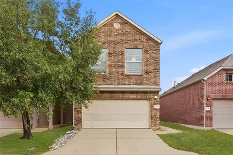 Photo of 17142 Amarose Drive, Houston, TX 77090 (MLS # 96577859)