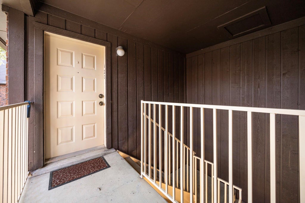Photo of 3100 Walnut Bend Lane #120, Houston, TX 77042 (MLS # 49577196)