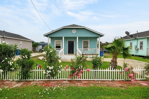 Photo of 1820 Highway 35 S, Rockport, TX 78382 (MLS # 33456367)