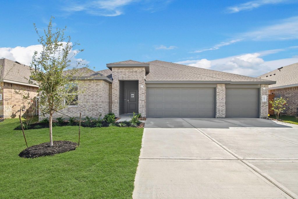 Photo of 681 Canadian Trail, Dayton, TX 77535 (MLS # 20511563)