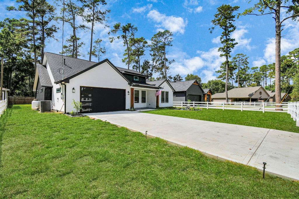 Photo of 23851 Creekwood Drive, Spring, TX 77389 (MLS # 91895998)