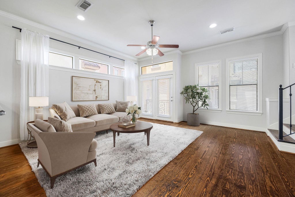 Photo of 1506 W 23rd Street #B, Houston, TX 77008 (MLS # 62223693)