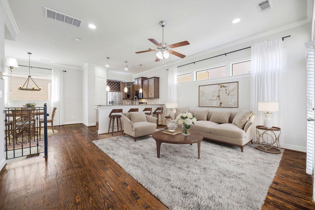 Photo of 1506 W 23rd Street #B, Houston, TX 77008 (MLS # 62223693)
