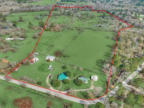 Photo of 14670 Willis Waukegan Road, Conroe, TX 77303 (MLS # 37834907)