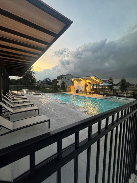 Photo of 8707 Padua Lane, Houston, TX 77055 (MLS # 67483007)