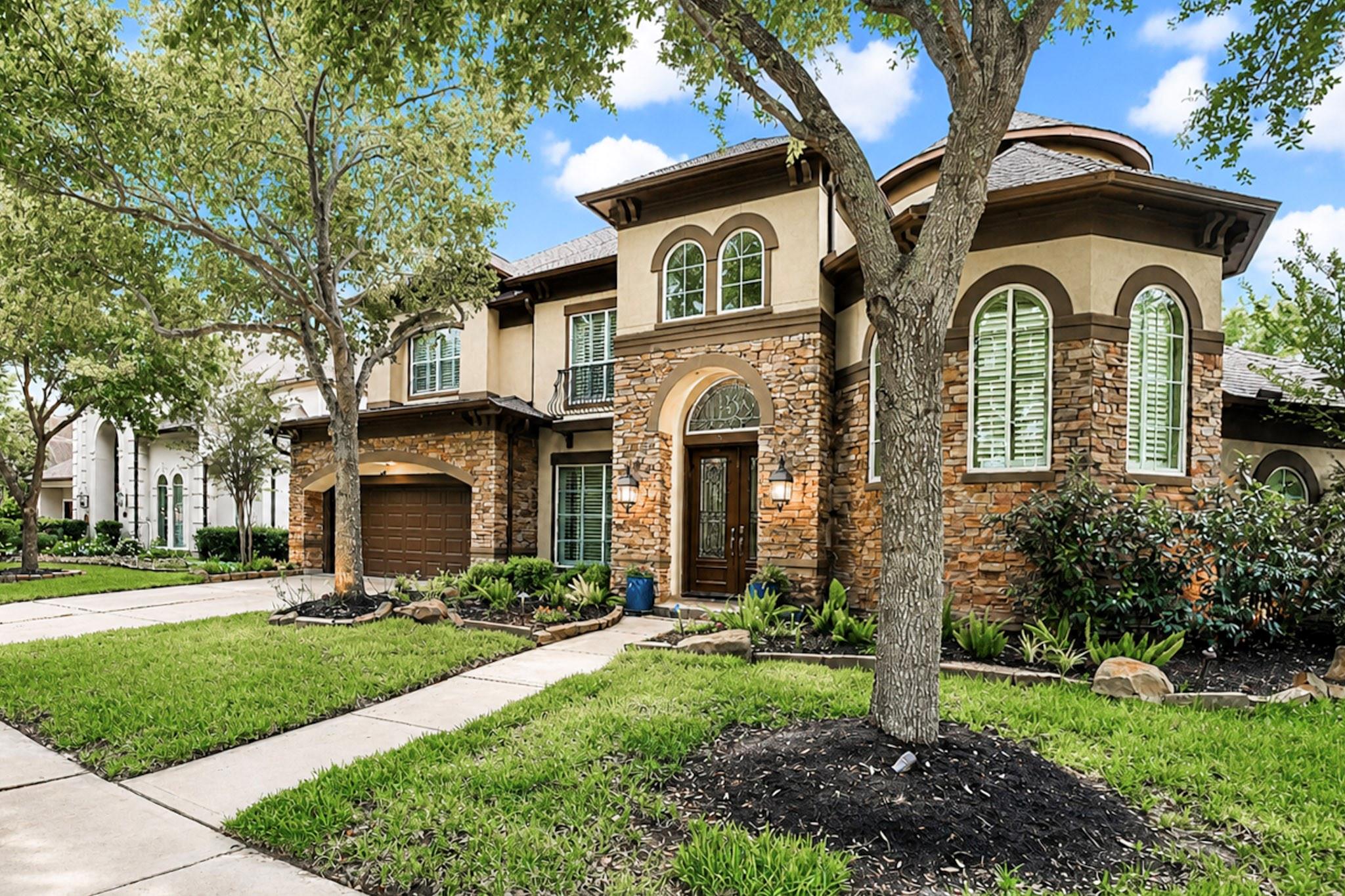 5906 Dillon Creek Lane