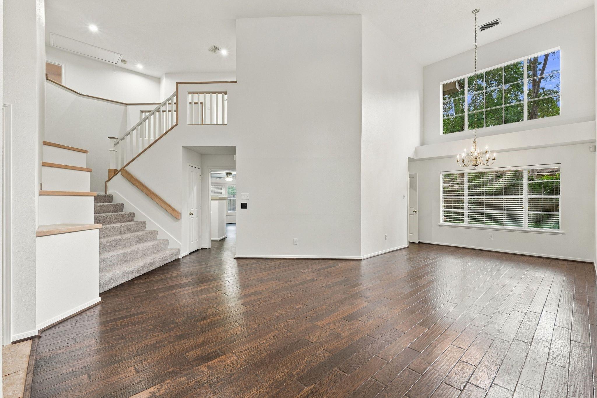 202 W Greywing Circle