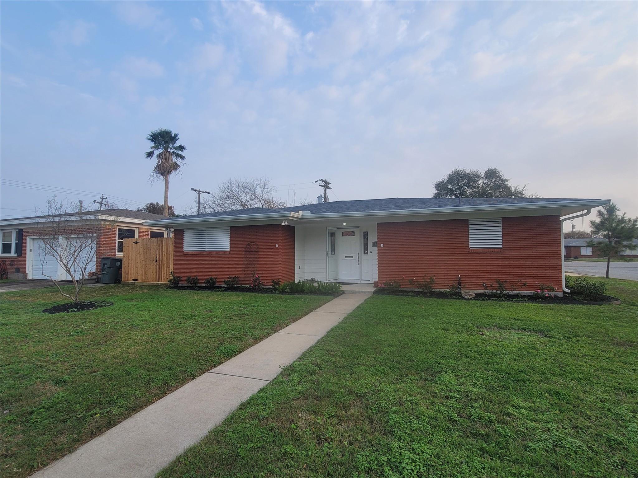107 Avalon Way