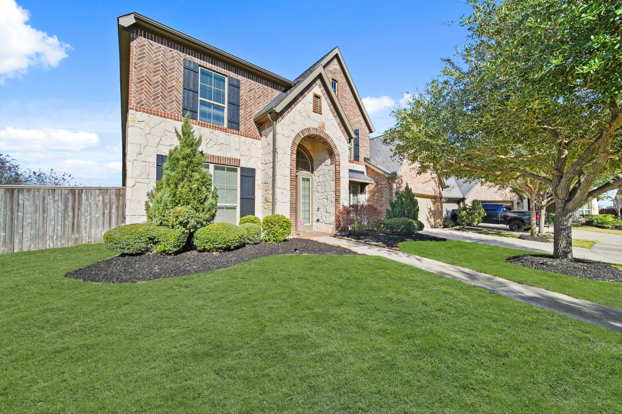 2523 Crossvine Drive