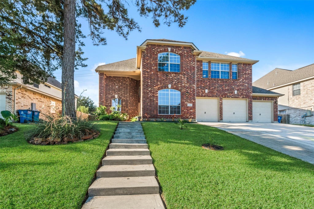 Photo of 19314 Aquatic Drive, Humble, TX 77346 (MLS # 82272063)