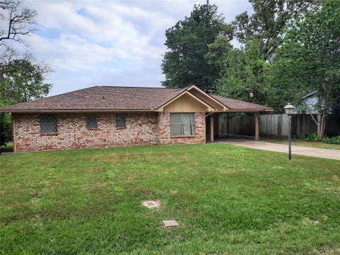 Photo of 207 Shadow Oaks Drive, Conroe, TX 77303 (MLS # 58433463)