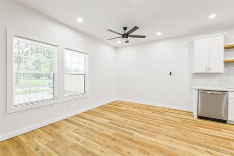 Tiny photo for 6103 Cavalier Street, Houston, TX 77087 (MLS # 95540771)