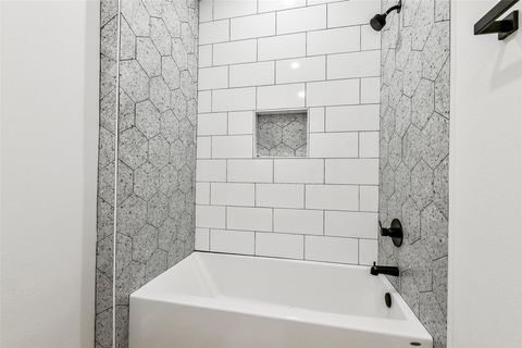 Tiny photo for 6103 Cavalier Street, Houston, TX 77087 (MLS # 95540771)