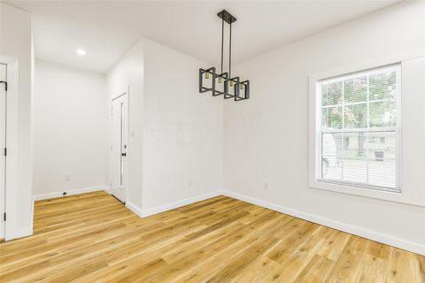 Tiny photo for 6103 Cavalier Street, Houston, TX 77087 (MLS # 95540771)