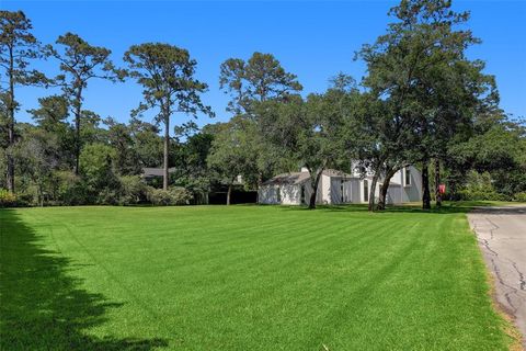 Photo of 320 Blalock Rd Rd, Piney Point Village, TX 77024 (MLS # 54536576)