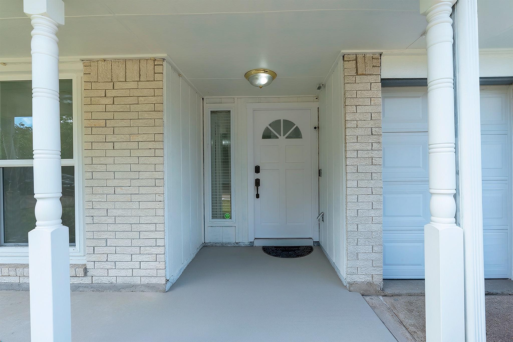 20007 Jasperwood Circle
